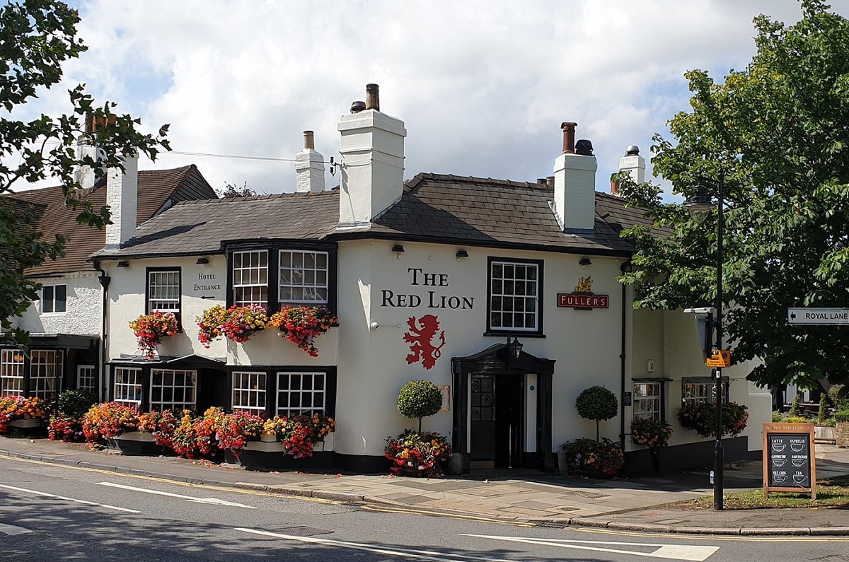 The Red Lion, Hillingdon, Greater London, Exterior